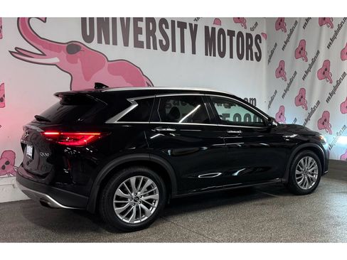 Used 2023 INFINITI QX50 Luxe FWD image 10