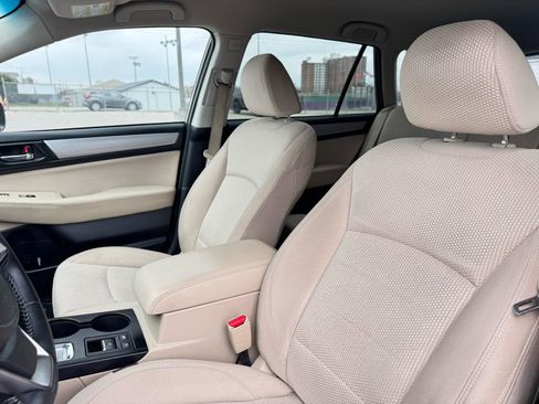 Used 2018 Subaru Outback 2.5i Premium image 13
