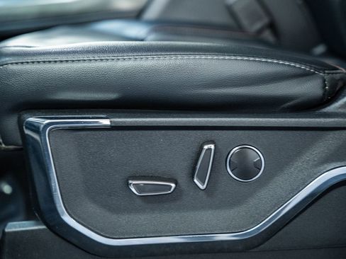 Used 2023 Ford F150 Lariat w/ Equipment Group 502A High image 45