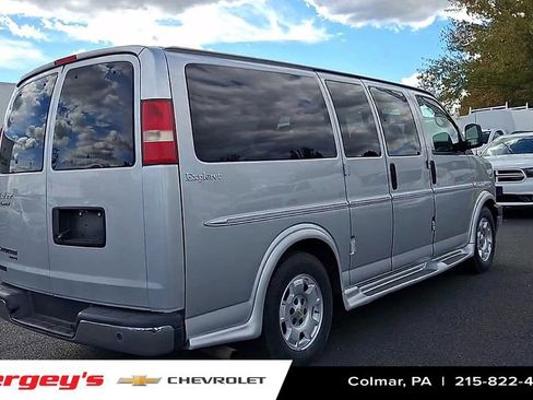 Used 2014 Chevrolet Express 1500 image 9