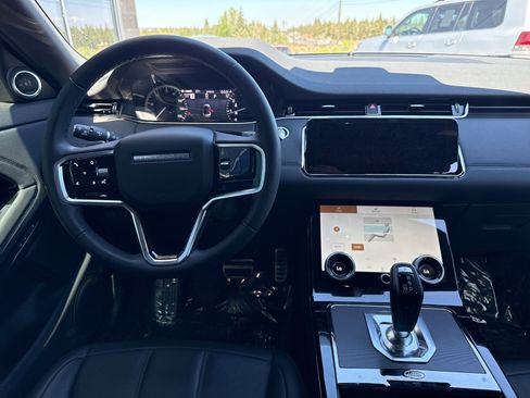 Used 2023 Land Rover Range Rover Evoque R-Dynamic SE image 15