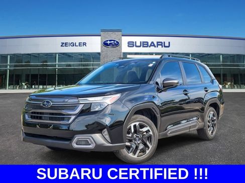 Used 2025 Subaru Forester Limited AWD/4WD image 1