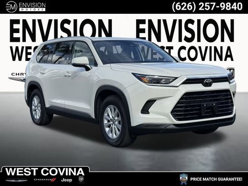 Used 2024 Toyota Grand Highlander XLE image 1