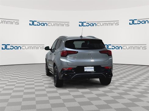 Used 2024 Buick Encore GX Sport Touring image 7