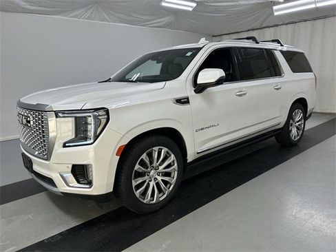 Used 2022 GMC Yukon XL Denali w/ Max Trailering Package image 5