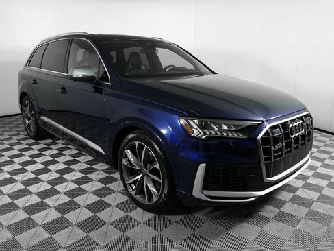 Used 2021 Audi SQ7 Premium Plus w/ Driver Assistance Package image 3