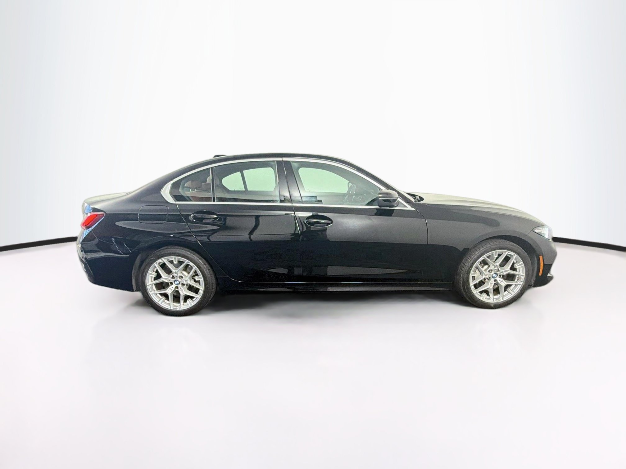 Used 2026 BMW 330i xDrive Sedan AWD/4WD image 10