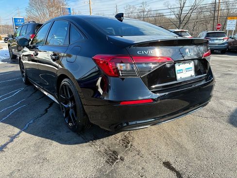 Used 2022 Honda Civic Sport image 5