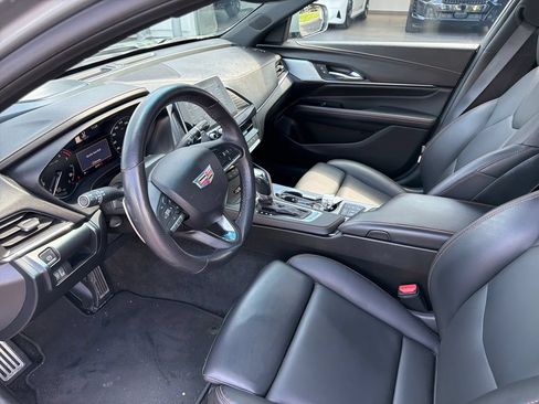 Used 2023 Cadillac CT4 Sport AWD/4WD image 9