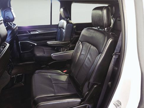 Used 2024 Jeep Wagoneer Series II AWD/4WD image 49