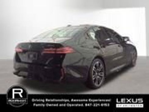 Used 2026 BMW 530i xDrive image 3