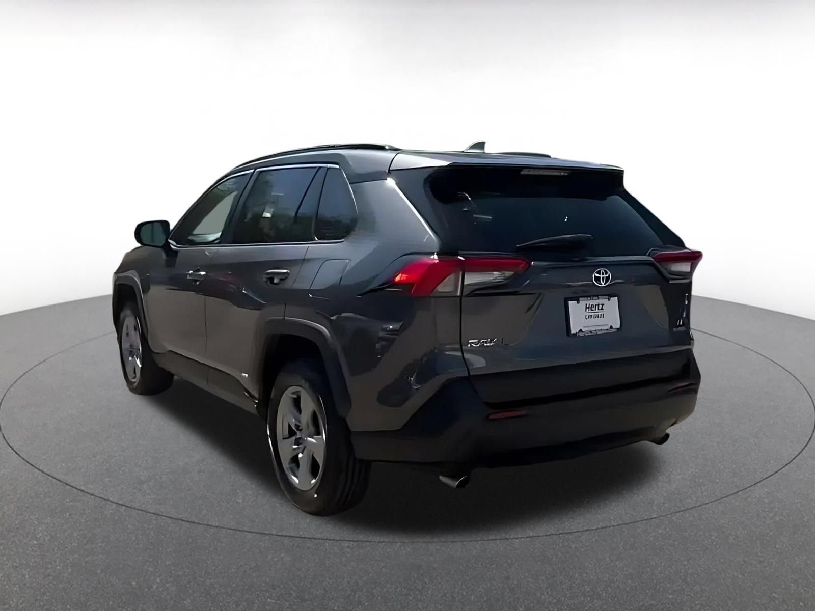 Used 2024 Toyota RAV4 LE AWD/4WD image 10