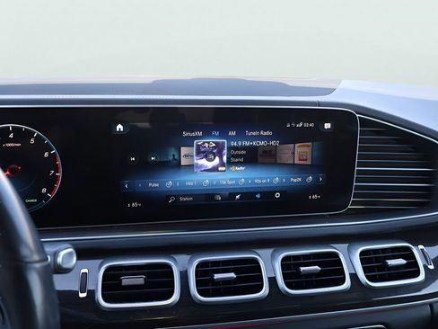 Used 2020 Mercedes-Benz GLS 450 4MATIC image 22
