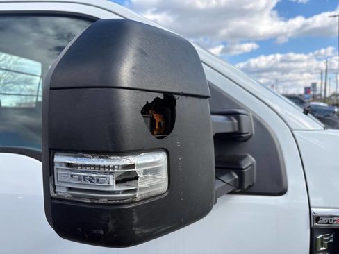 Used 2017 Ford F250 XL w/ STX Appearance Package image 7