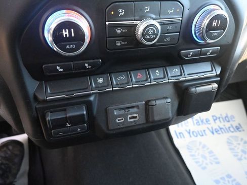 Used 2022 GMC Sierra 2500 SLE w/ SLE Convenience Package image 36