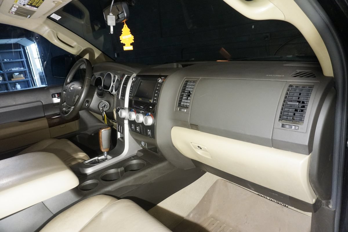 Used 2011 Toyota Tundra Limited AWD/4WD image 14