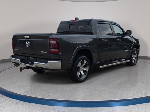 Used 2019 RAM 1500 Laramie AWD/4WD image 6