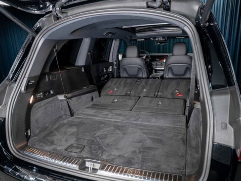 Certified 2025 Mercedes-Benz GLS 450 4MATIC image 8