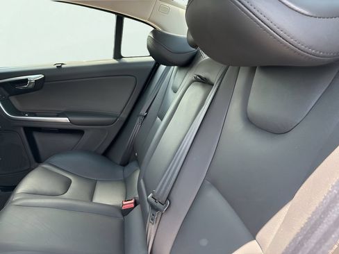 Used 2018 Volvo S60 T5 Inscription Platinum AWD/4WD image 12
