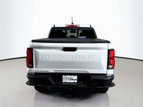 Used 2023 Chevrolet Colorado Z71 w/ Z71 Convenience Package 2 AWD/4WD image 8