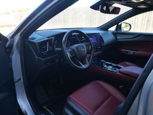 Certified 2023 Lexus NX 250 FWD w/ Premium Package image 19