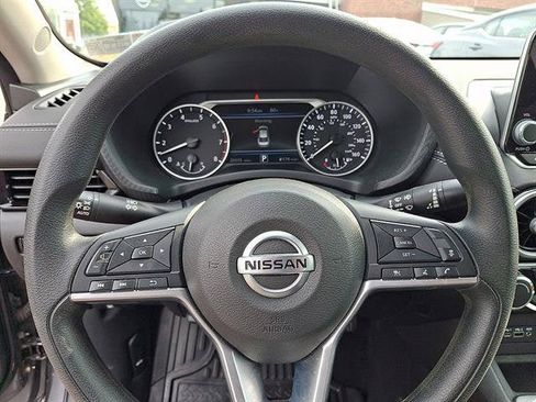 Certified 2023 Nissan Sentra SV FWD image 19