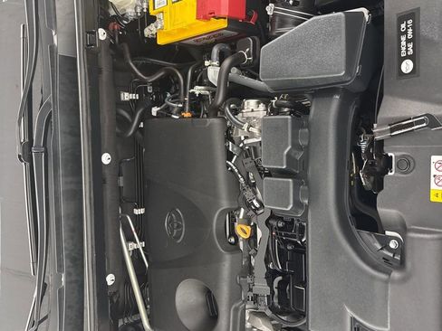 Used 2023 Toyota RAV4 Adventure image 28