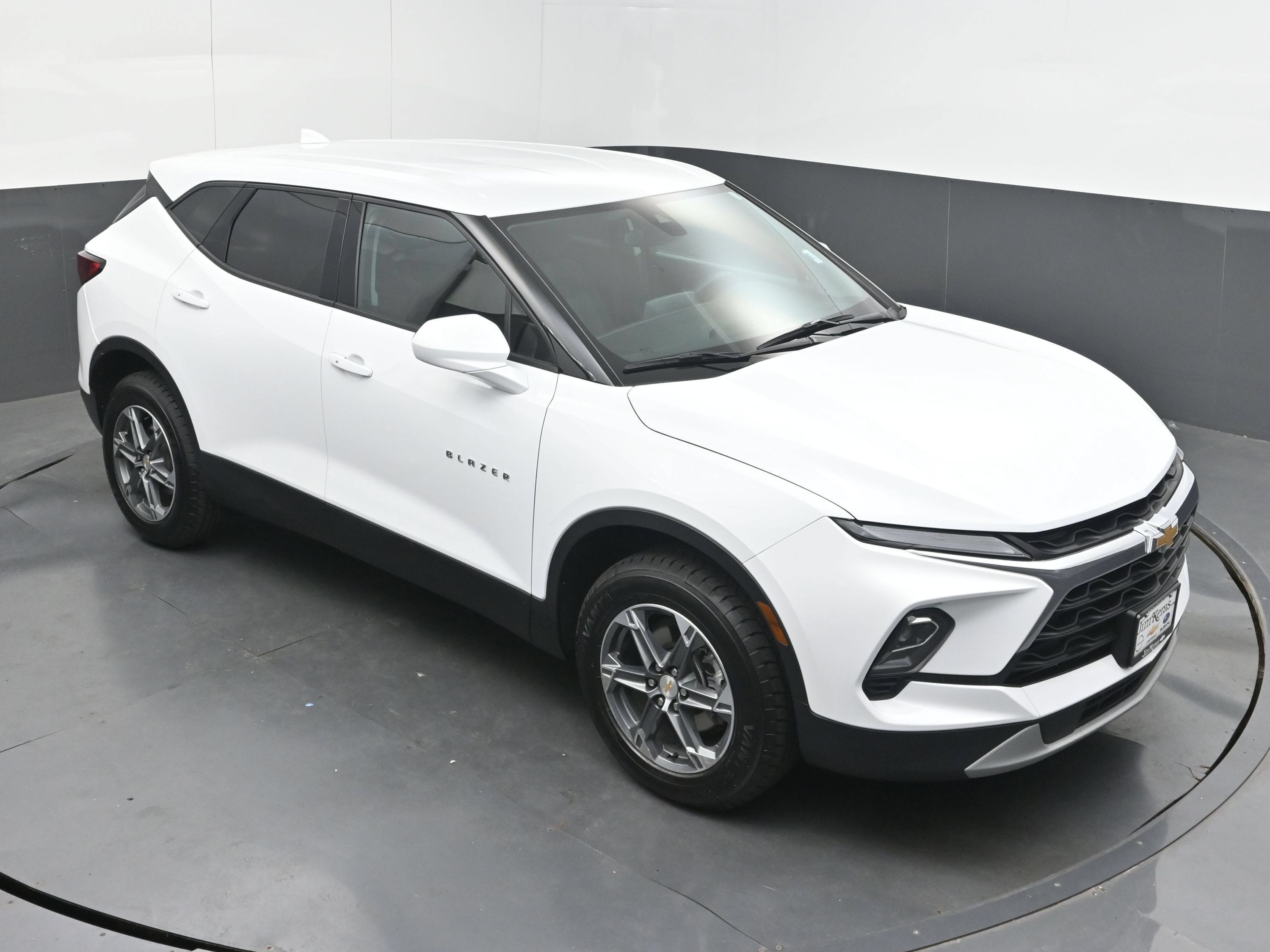 Used 2025 Chevrolet Blazer LT FWD image 31