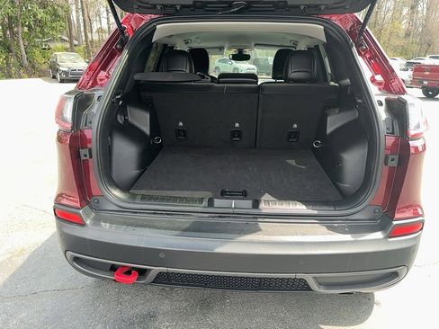 Used 2020 Jeep Cherokee Trailhawk w/ Cold Weather Group image 9