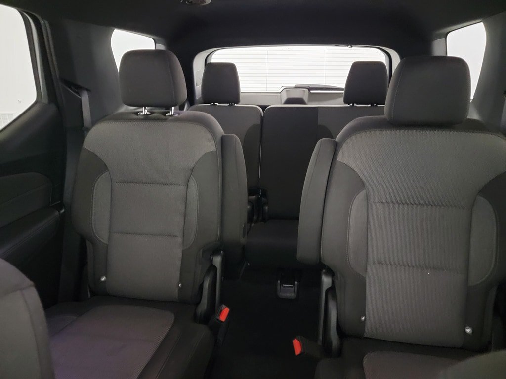 Used 2023 Chevrolet Traverse LT FWD image 13