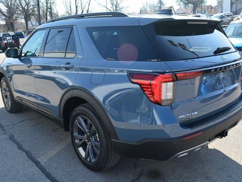 New 2026 Ford Explorer Active w/ Active Comfort Package AWD/4WD image 4