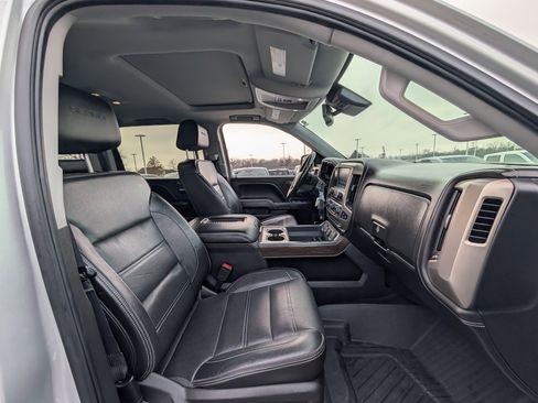 Used 2018 GMC Sierra 1500 Denali w/ Denali Ultimate Package image 10