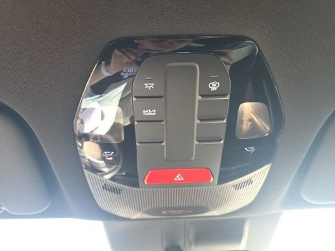 Used 2025 Kia K4 GT-Line image 22