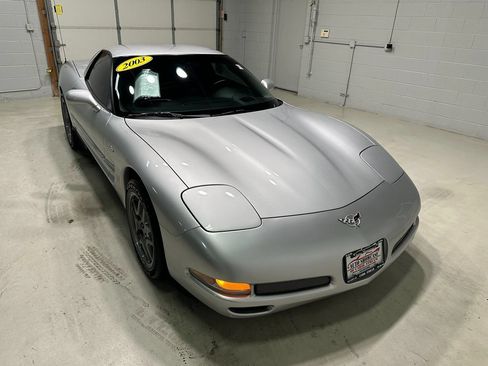 Used 2003 Chevrolet Corvette Z06 w/ Memory Package, 3 Drivers RWD image 3