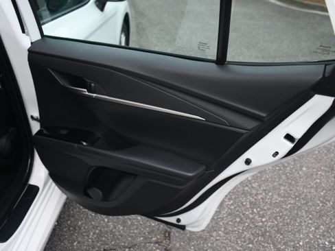 Used 2025 Toyota Camry LE FWD image 18