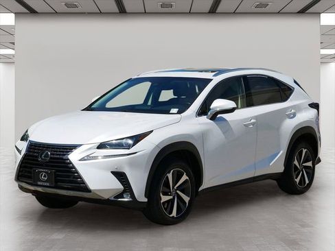 Used 2018 Lexus NX 300 AWD w/ Premium Package image 2