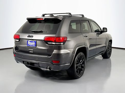 Used 2021 Jeep Grand Cherokee Laredo X image 5