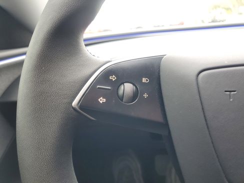 Used 2024 Tesla Model 3 Standard Range image 21