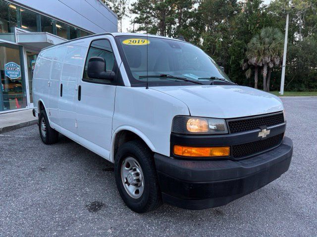 Used 2019 Chevrolet Express 2500 RWD image 7