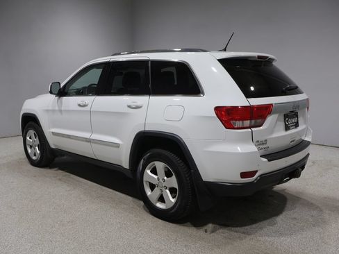 Used 2013 Jeep Grand Cherokee Laredo AWD/4WD image 4