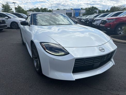 Used 2024 Nissan Z Sport w/ Floor Mat Package RWD image 22