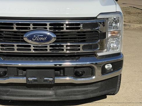 Certified 2024 Ford F350 XLT image 10