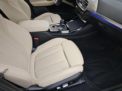 Used 2024 BMW X3 xDrive30i w/ Premium Package AWD/4WD image 3
