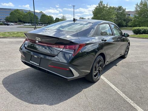 New 2026 Hyundai Elantra Sport FWD image 7