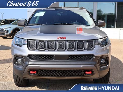 Used 2022 Jeep Compass Trailhawk w/ Trailhawk Convenience Group AWD/4WD image 8