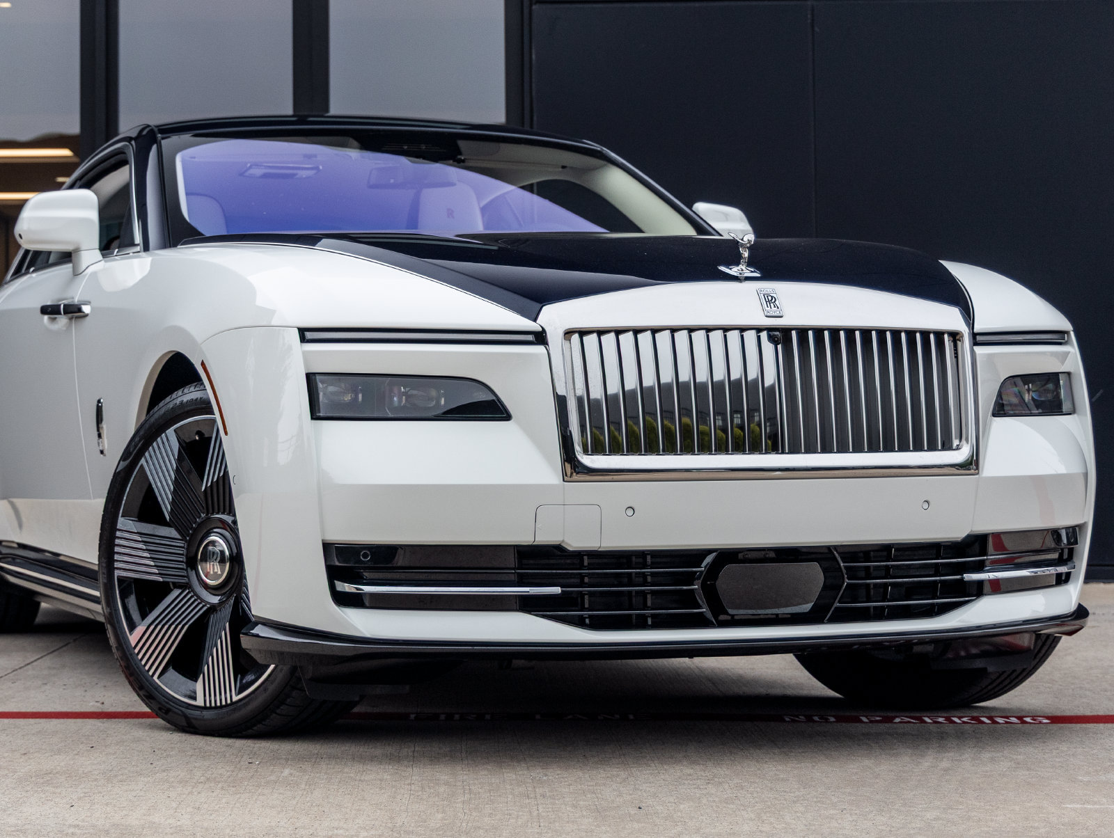 Certified 2026 Rolls-Royce Spectre w/ Spectre Enhancement Package AWD/4WD image 8