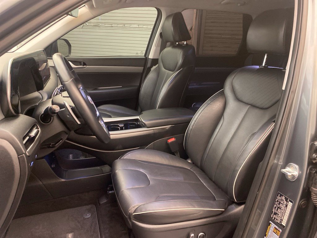 Used 2023 Hyundai Palisade SEL w/ Cargo Package FWD image 19