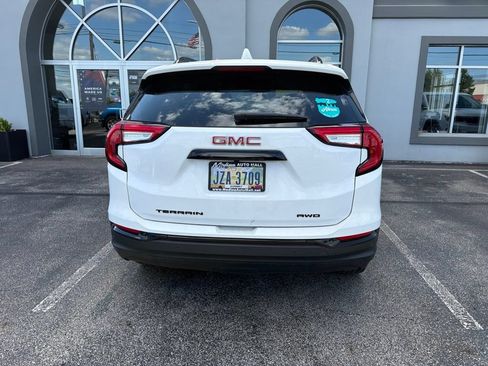 Used 2023 GMC Terrain SLE w/ Driver Convenience Package AWD/4WD image 6