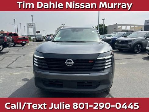 Used 2025 Nissan Kicks SR w/ Illumination Package AWD/4WD image 4