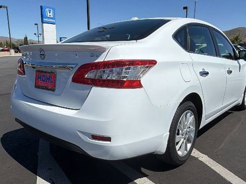 Used 2015 Nissan Sentra SV w/ Style Package FWD image 3